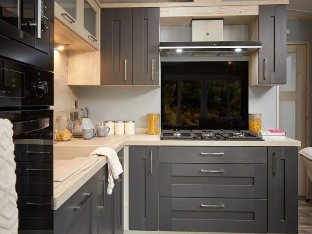 2 bedroom lodge for sale