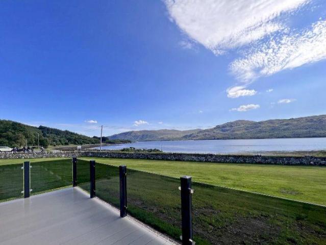 2 bedroom lodge for sale