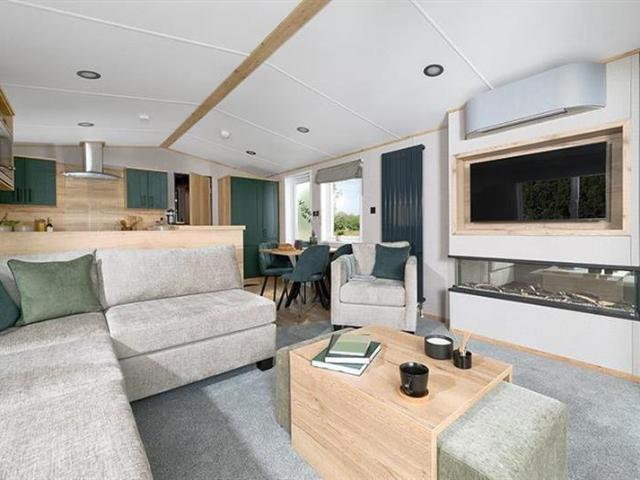 2 bedroom lodge for sale
