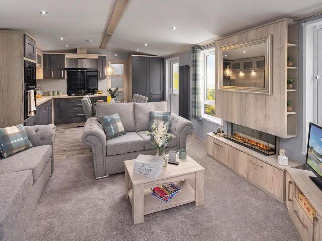2 bedroom lodge for sale