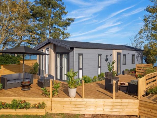 2 bedroom lodge for sale