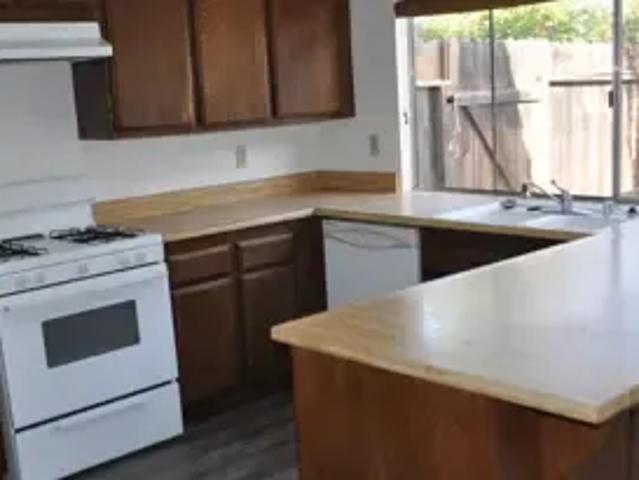 2 bedroom, Loma Linda CA 92354 104937110