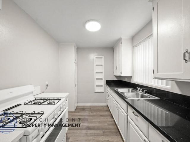 2 bedroom, Long Beach CA 90806 LS103819543