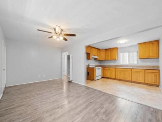 2 bedroom, Long Beach CA 90810 100484045
