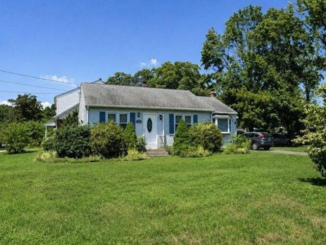2 bedroom, Longmeadow MA 01106 105438432