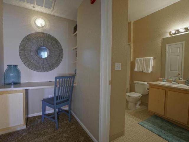 2 bedroom, Longmont CO 80503 106057263