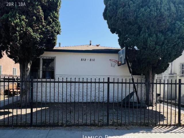 2 bedroom, Los Angeles CA 90001 104818528