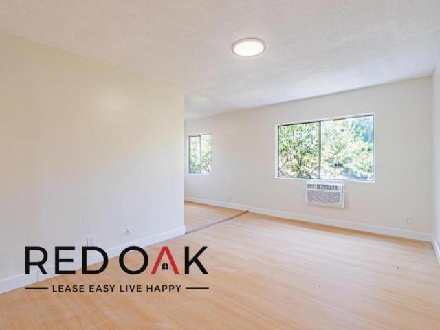 2 bedroom, Los Angeles CA 90011 103896037