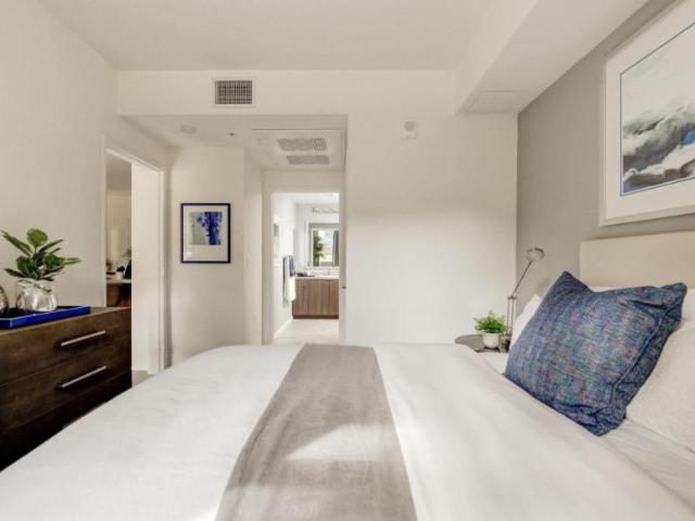 2 bedroom, Los Angeles CA 90012 94515878