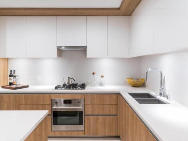 2 bedroom, Los Angeles CA 90014 103279639