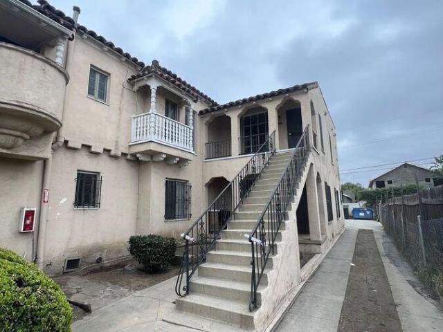2 bedroom, Los Angeles CA 90019 104193979