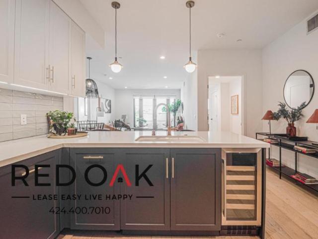 2 bedroom, Los Angeles CA 90019 101037492