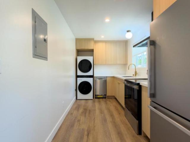 2 bedroom, Los Angeles CA 90019 LS105775897