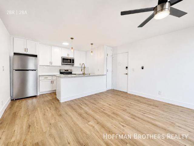 2 bedroom, Los Angeles CA 90027 105210421