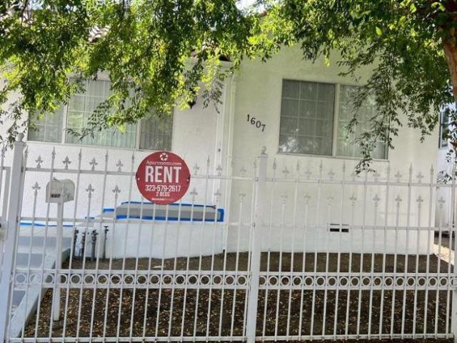 2 bedroom, Los Angeles CA 90028 105067803
