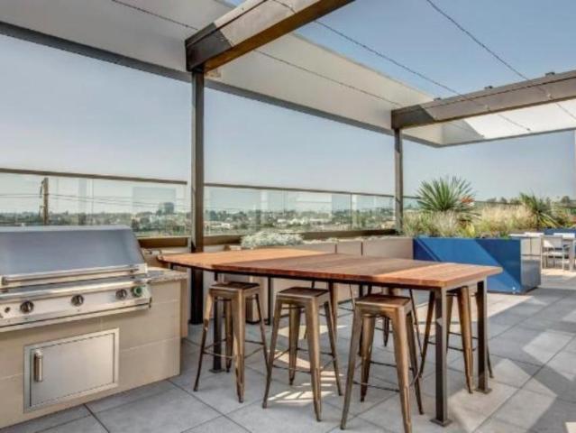 2 bedroom, Los Angeles CA 90034 104999296