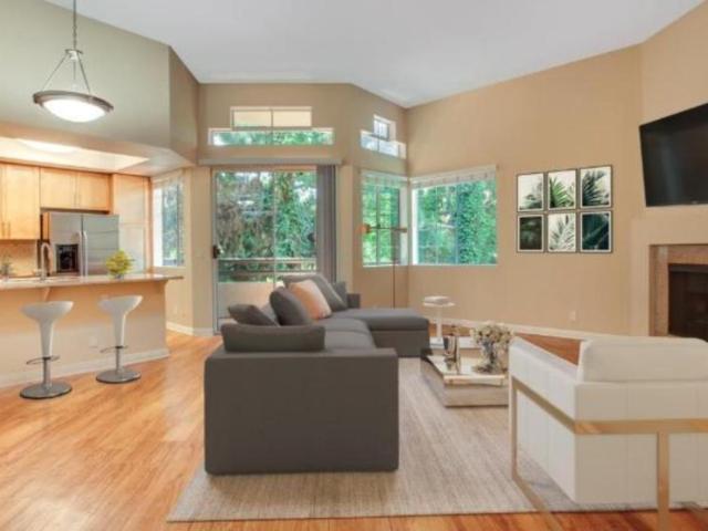 2 bedroom, Los Angeles CA 90035 102161419