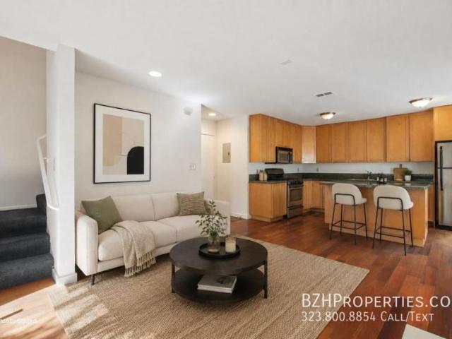 2 bedroom, Los Angeles CA 90038 LS105301339