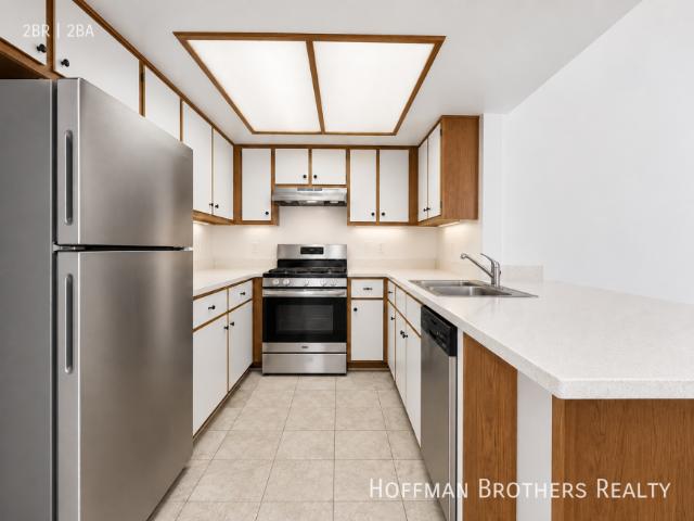 2 bedroom, Los Angeles CA 90042 103448640
