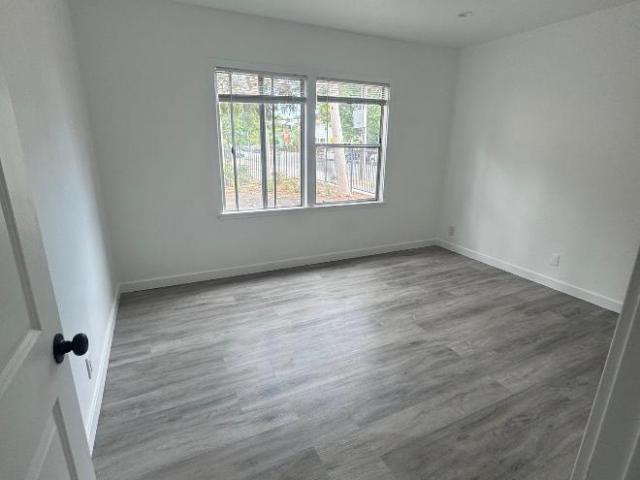 2 bedroom, Los Angeles CA 90042 LS105303152