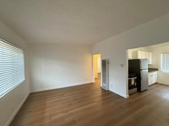 2 bedroom, Los Angeles CA 90044 LS103366421