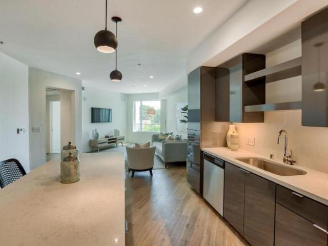 2 bedroom, Los Angeles CA 90045 LS105408196