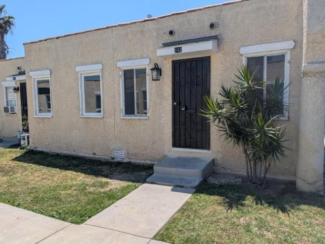 2 bedroom, Los Angeles CA 90061 103010363