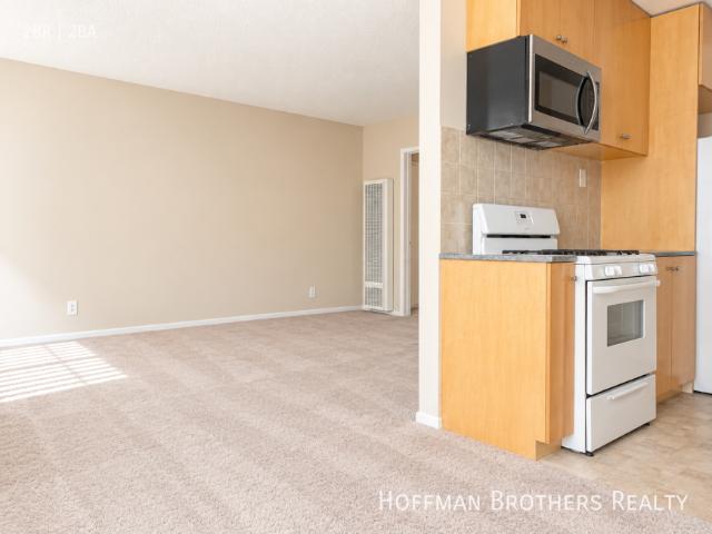 2 bedroom, Los Angeles CA 90064 105210406