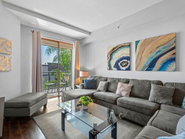 2 bedroom, Los Angeles Los Angeles 90024 4130 LS105361414