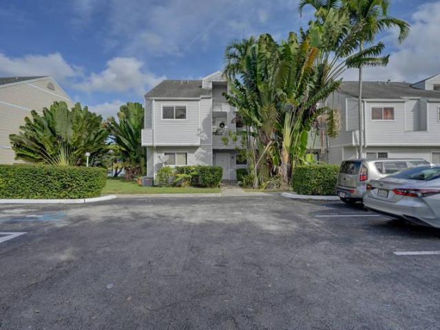 2 bedroom, Lauderdale Lakes FL 33309 92262991
