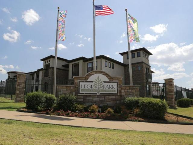 2 bedroom, Lawton OK 73501 105066634