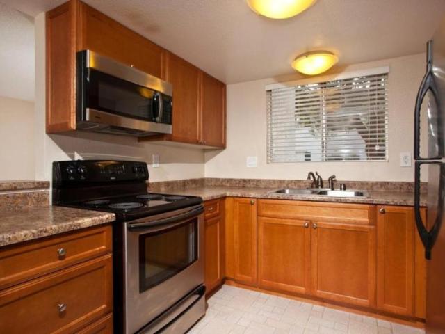 2 bedroom, La Mesa CA 91942 104084458