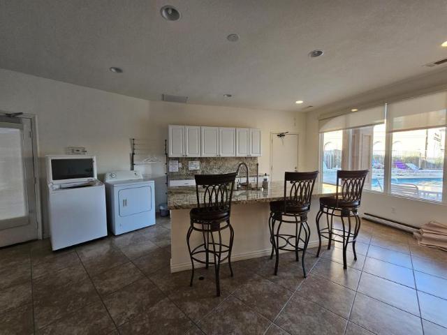 2 bedroom, La Quinta CA 92253 97732787