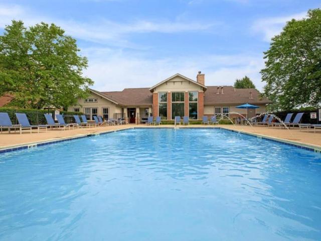 2 bedroom, Lake Zurich IL 60047 LS104870532