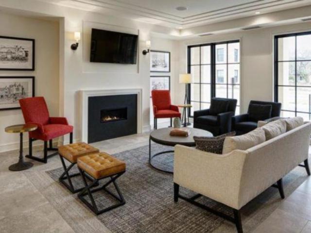 2 bedroom, Lake Forest IL 60045 105297560