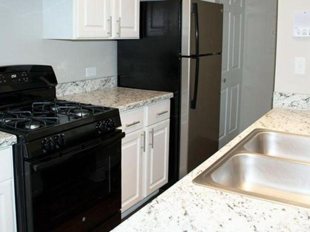 2 bedroom, Lakemoor IL 60051 LS105538077