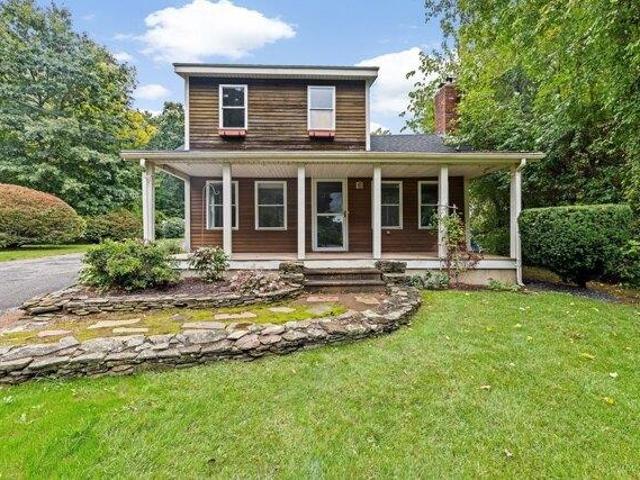 2 bedroom, Lakeville MA 02347 105551396