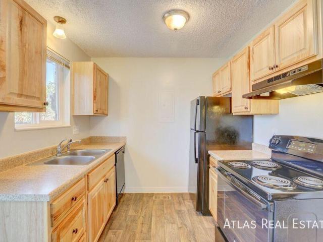 2 bedroom, Lakewood CO 80214 104925907