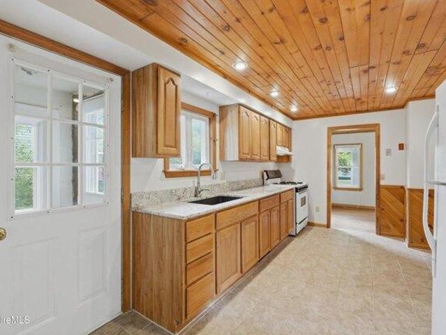 2 bedroom, Lanesborough MA 01237 104834666