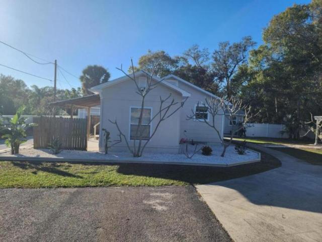 2 bedroom, Largo FL 33771 LS105669026