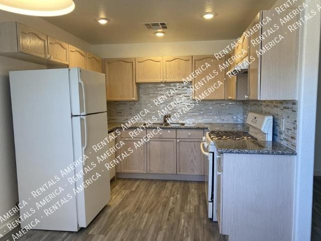 2 bedroom, Las Vegas NV 89144 104924128