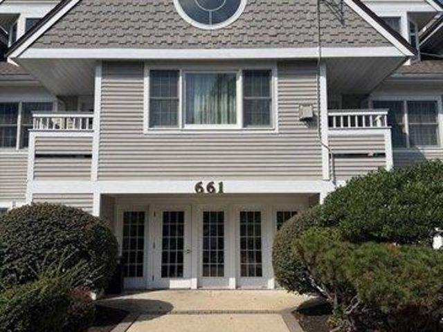 2 bedroom, Lexington MA 02420 105403774
