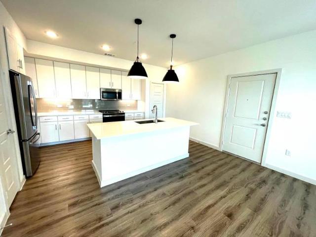 2 bedroom, Leander TX 78641 103030404