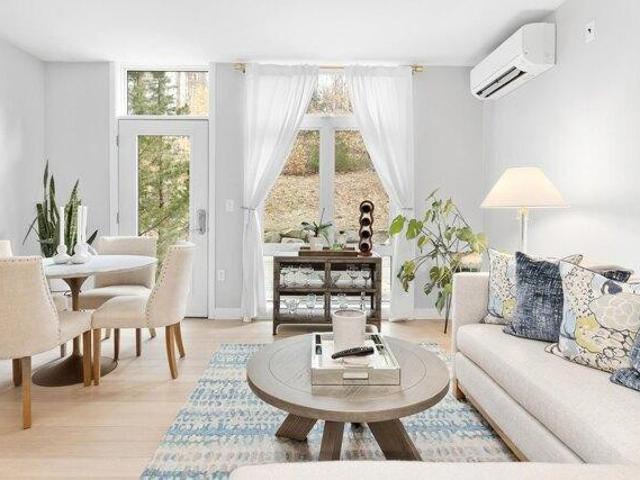 2 bedroom, Lebanon NH 03766 104568885