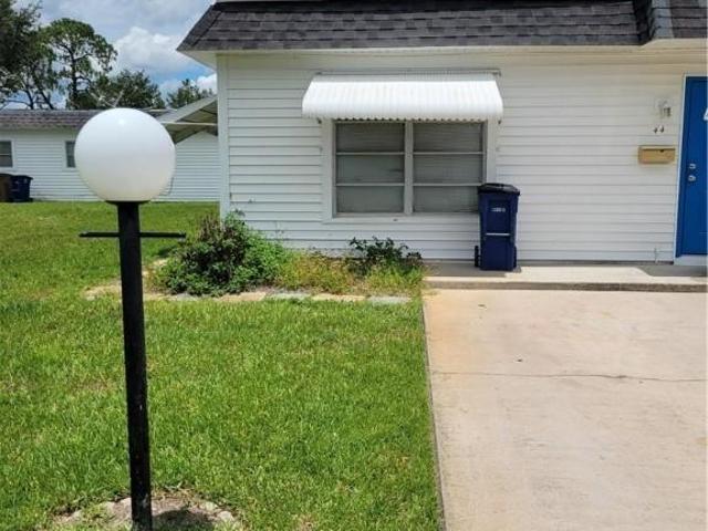 2 bedroom, Lehigh Acres FL 33936 LS105433027