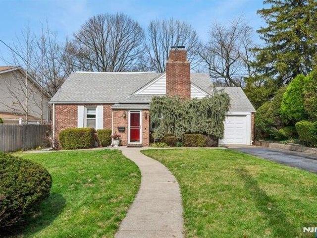2 bedroom, Leonia NJ 07605 104836155