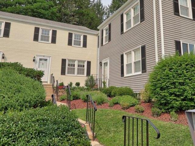 2 bedroom, Litchfield CT 06759 105474316