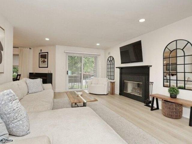 2 bedroom, Little Falls NJ 07424 105254981