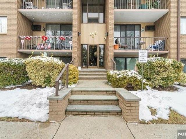 2 bedroom, Little Ferry NJ 07643 105494112