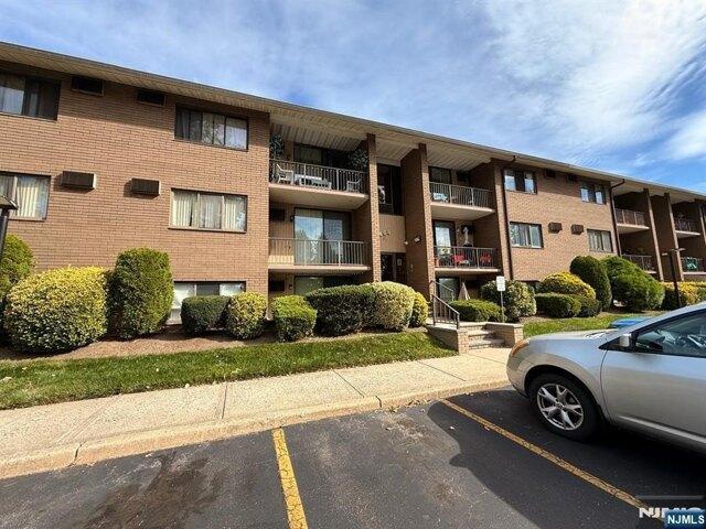 2 bedroom, Little Ferry NJ 07643 105633134